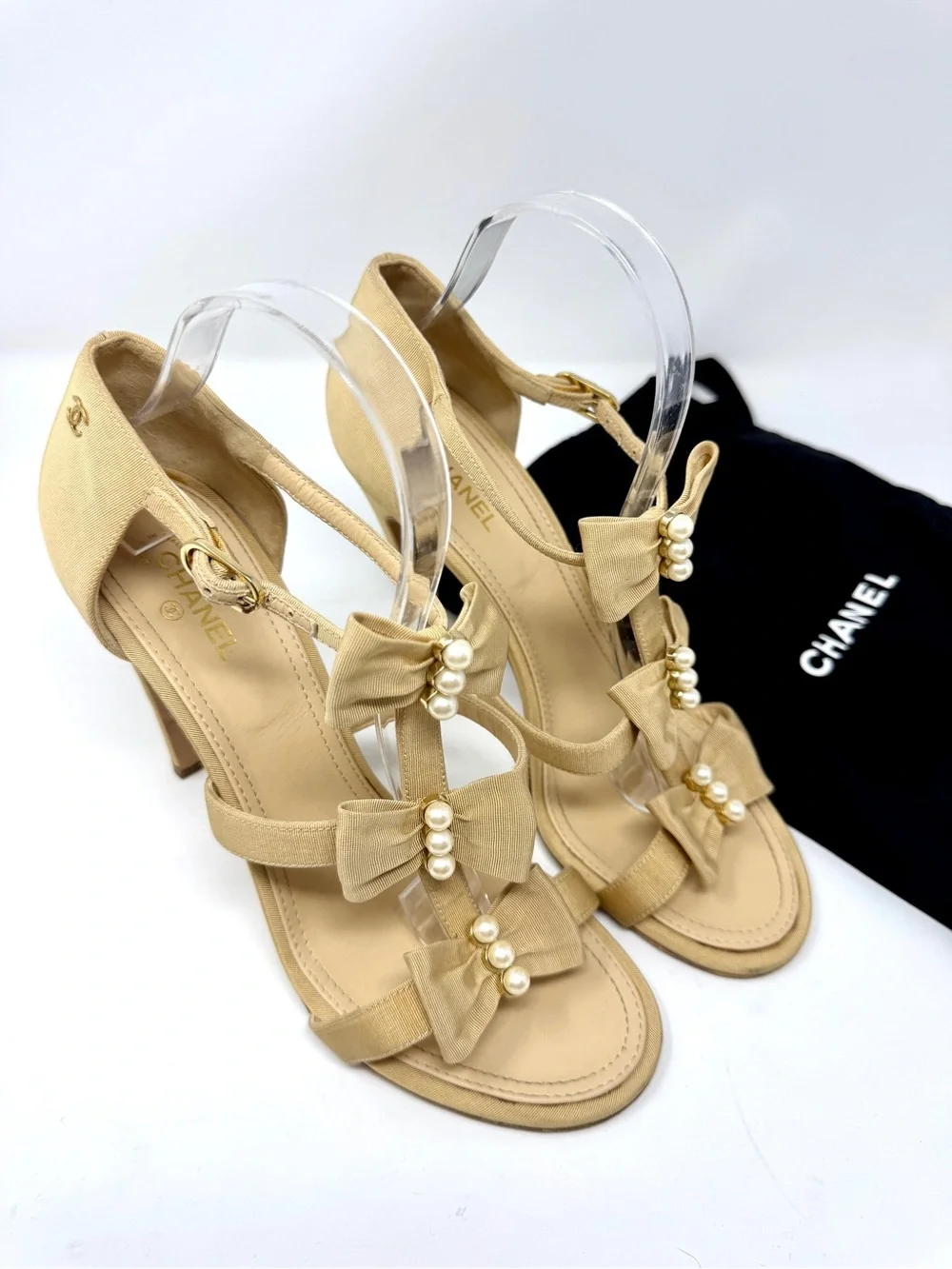 Chanel Beige Grosgrain Pearl Bow T-Strap Heels Size 40.5